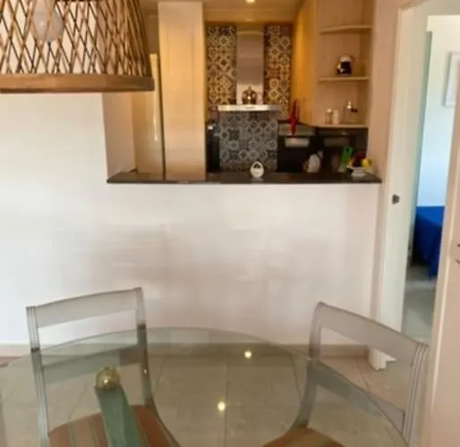 Atico Con Terraza Enorme Lägenhet
